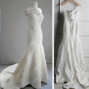 NWT Oleg Cassini Ivory Lace Strapless Wedding Dress Size 2-4 Mermaid Gown